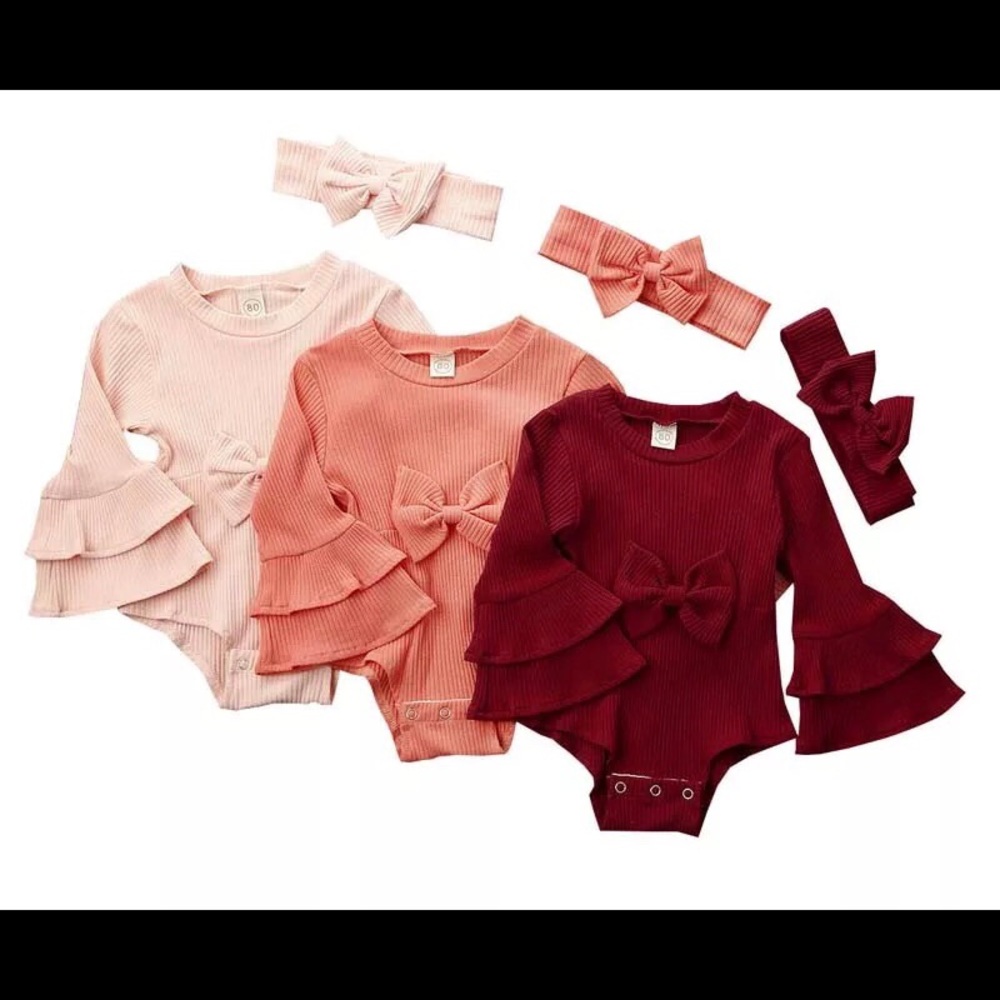 Bodysuit for baby girls with headbands